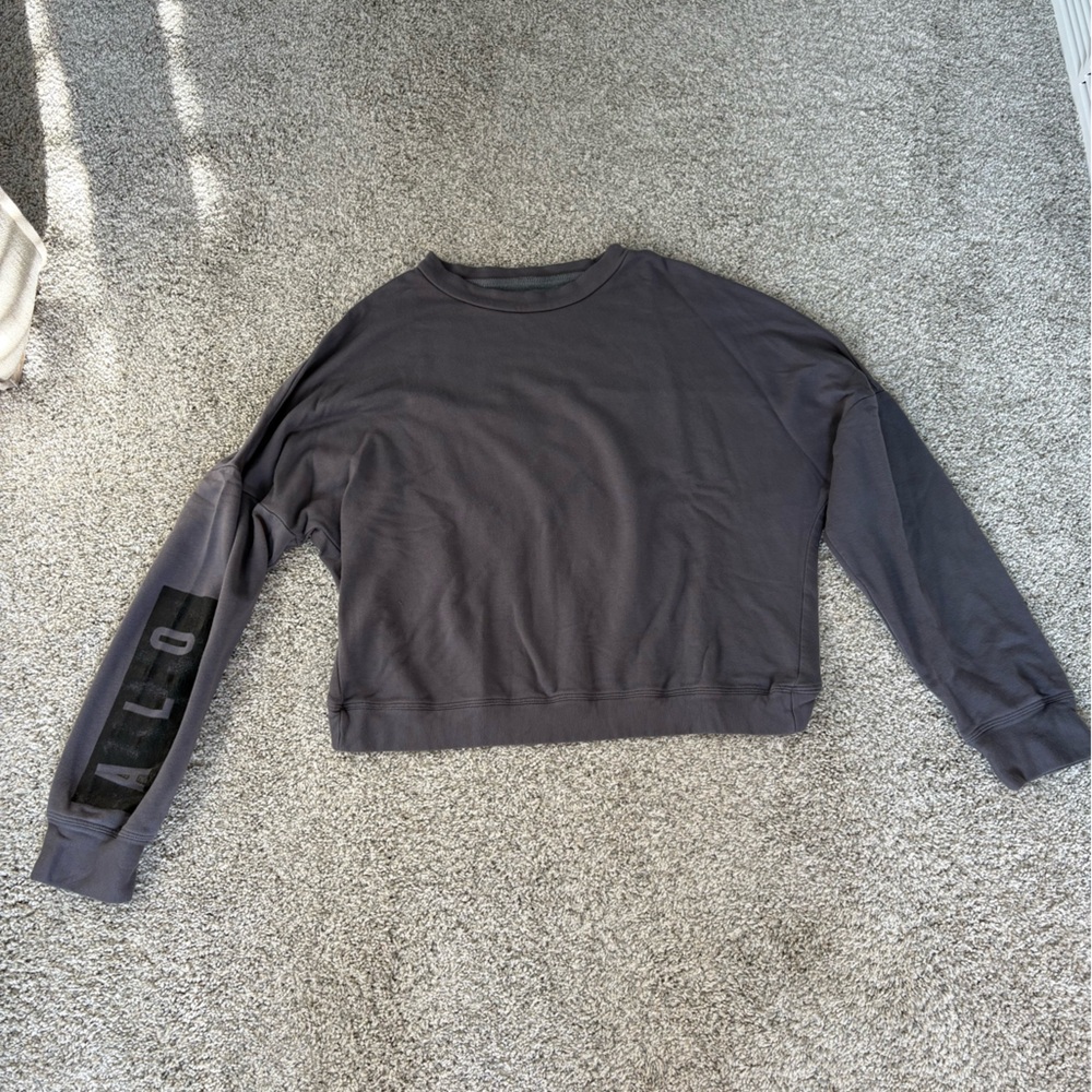 Alo women’s cropped sweater